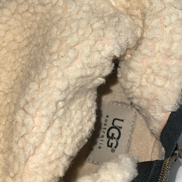 UGG Chancery Black Bomber Stout Biker Boots. Size 8.5 GUC - Picture 7 of 14